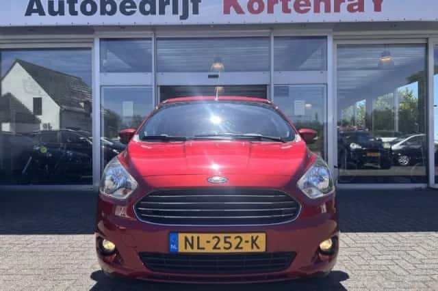 Ford Ka+ (2017) thumbnail 5