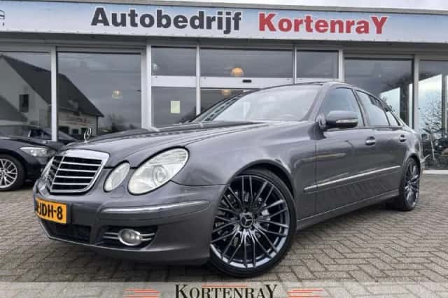 Mercedes-Benz E-Klasse (2007) thumbnail 1
