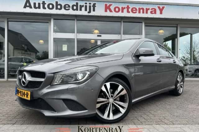 Mercedes-Benz CLA-Klasse (2016) thumbnail 1