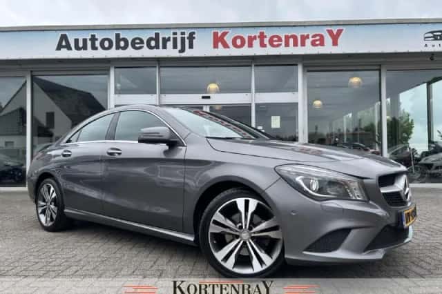 Mercedes-Benz CLA-Klasse (2016) thumbnail 1