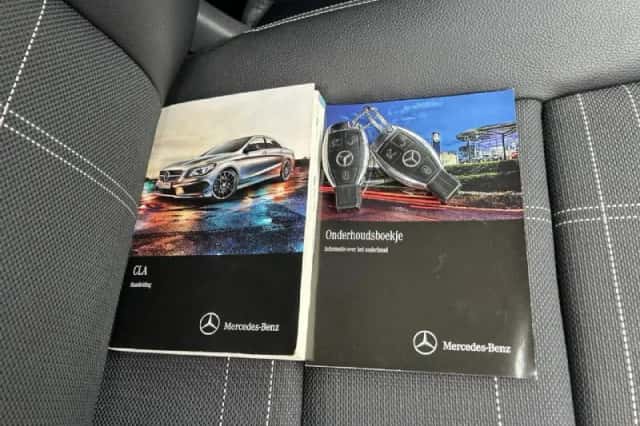 Mercedes-Benz CLA-Klasse (2016) thumbnail 2