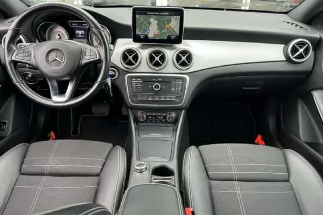 Mercedes-Benz CLA-Klasse (2016) thumbnail 4