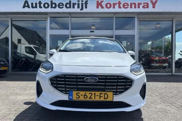 Ford Fiesta (2023) thumbnail 4