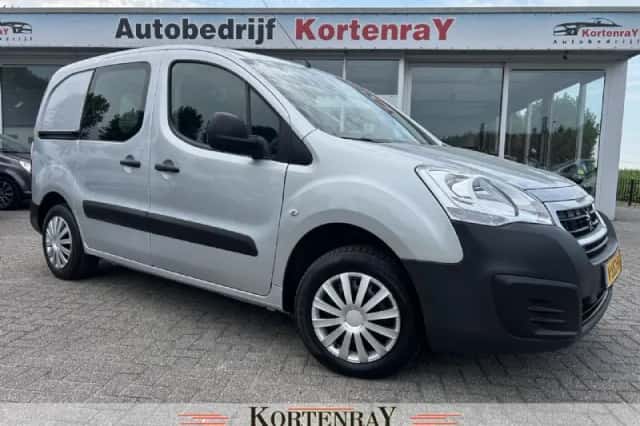 Peugeot Partner (2017) thumbnail 1