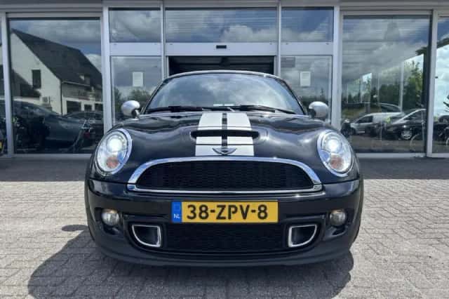 MINI Coupé (2013) thumbnail 5