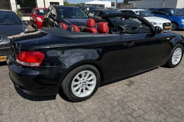BMW 1-Serie (2010) thumbnail 4