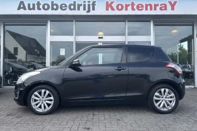 Suzuki Swift (2013) thumbnail 6