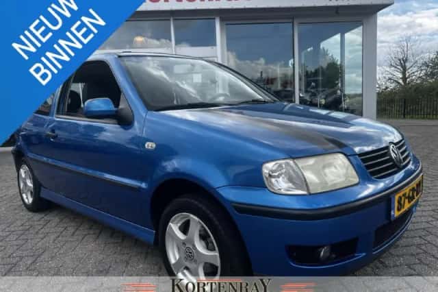 Volkswagen Polo (2001) thumbnail 1
