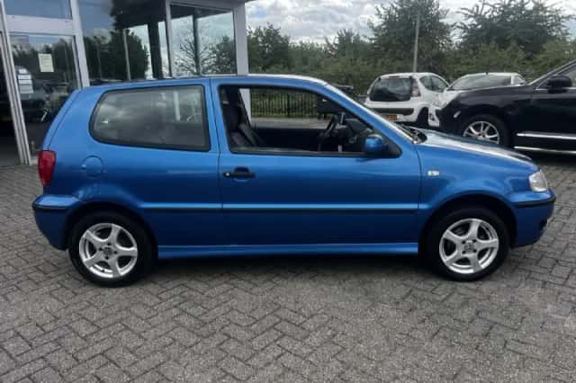 Volkswagen Polo (2001) thumbnail 5