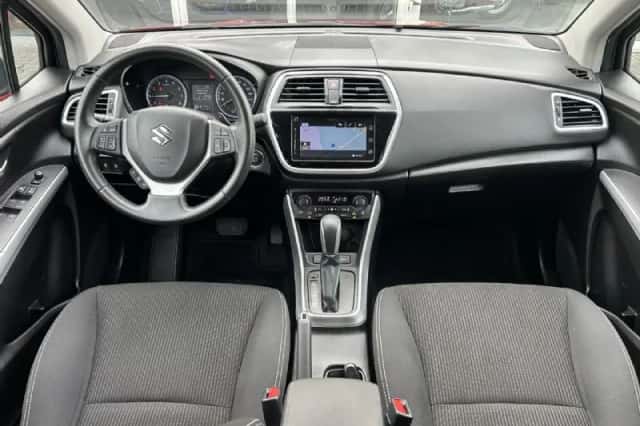Suzuki S-Cross (2017) thumbnail 3