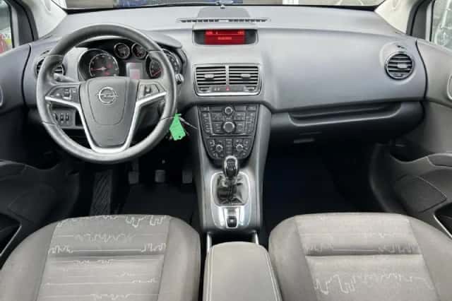 Opel Meriva (2014) thumbnail 3