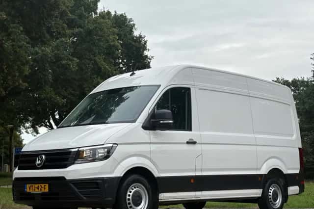 Volkswagen Crafter (2022) thumbnail 1