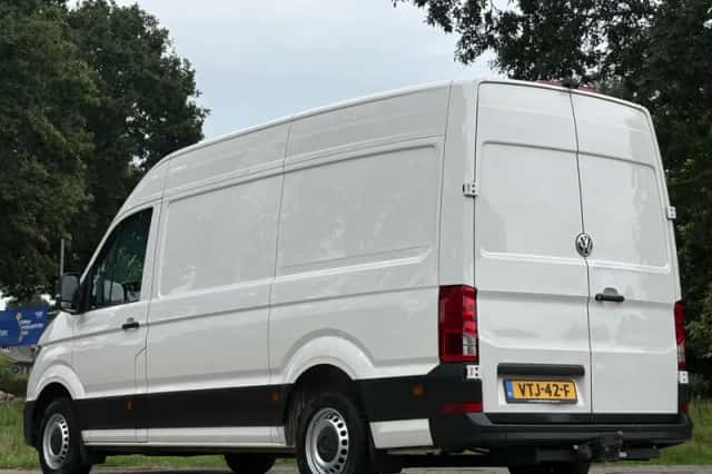 Volkswagen Crafter (2022) thumbnail 3