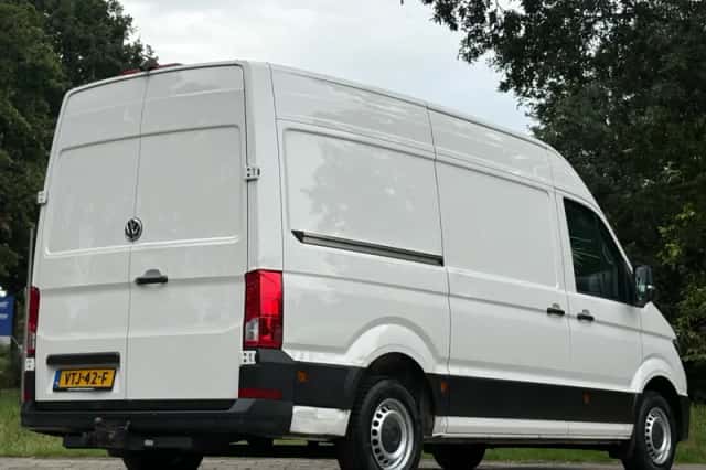 Volkswagen Crafter (2022) thumbnail 4