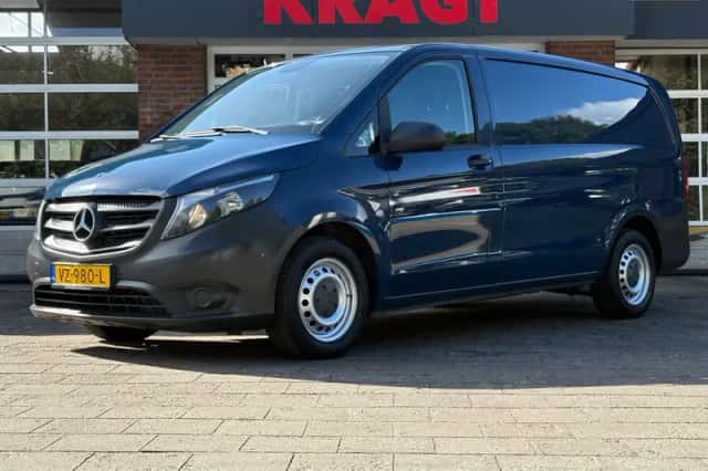 Mercedes-Benz Vito (2016) thumbnail 1