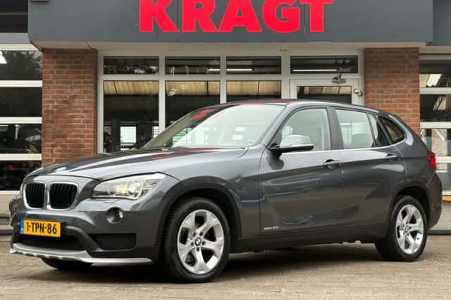 BMW X1 (2014) thumbnail 1