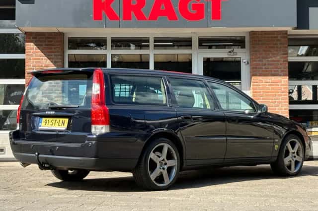 Volvo V70 (2006) thumbnail 4