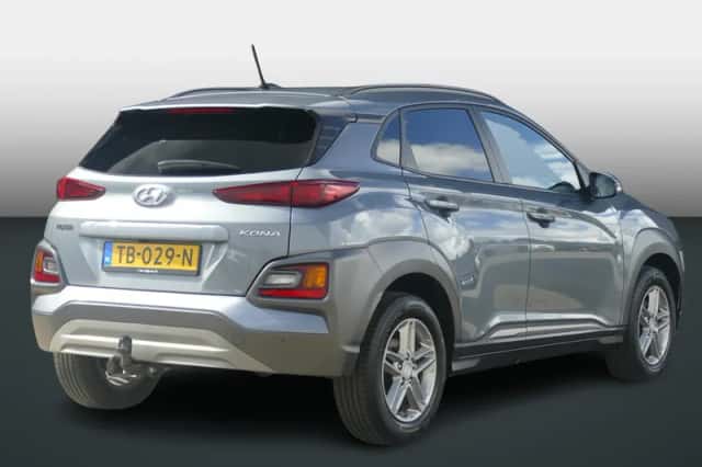 Hyundai Kona (2018) thumbnail 3