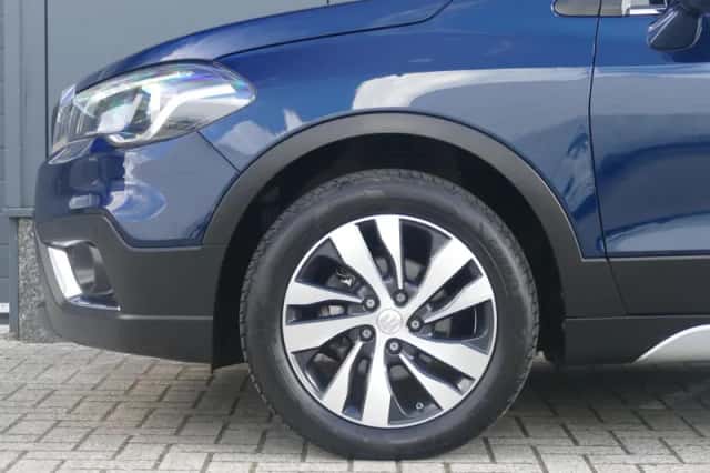 Suzuki S-Cross (2022) thumbnail 6
