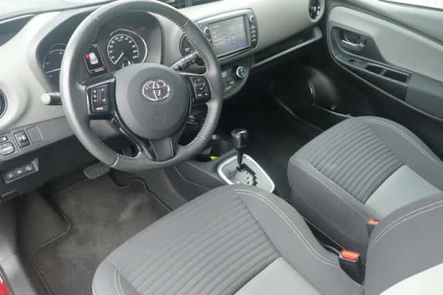 Toyota Yaris (2018) thumbnail 6