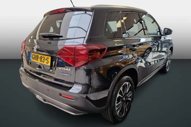 Suzuki Vitara (2024) thumbnail 4