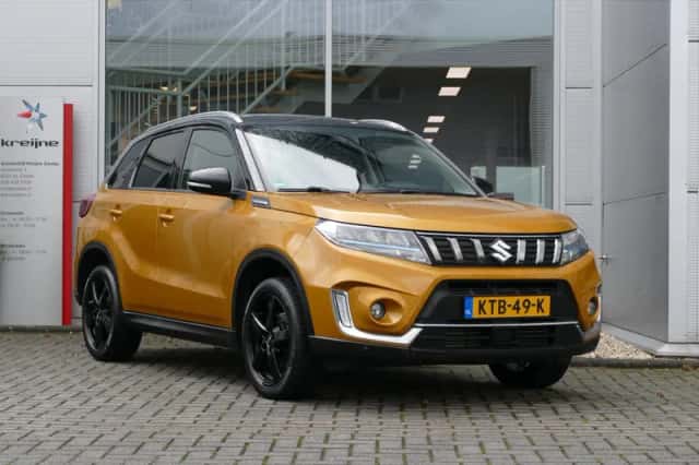 Suzuki Vitara (2021) thumbnail 2