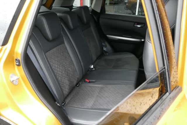 Suzuki Vitara (2021) thumbnail 6