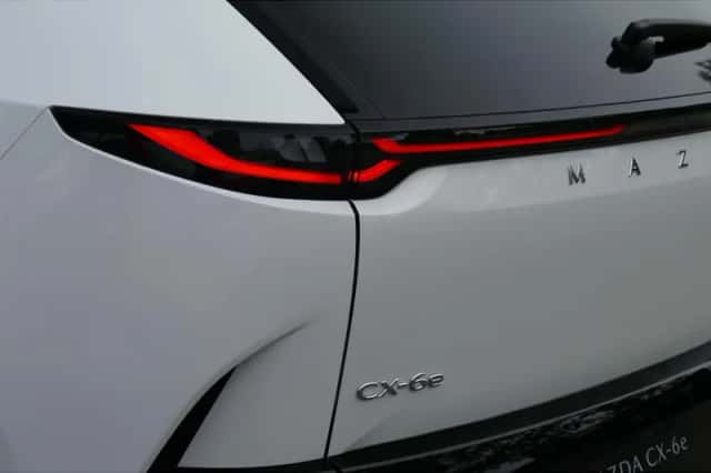 Mazda CX-6e (2026) thumbnail 6