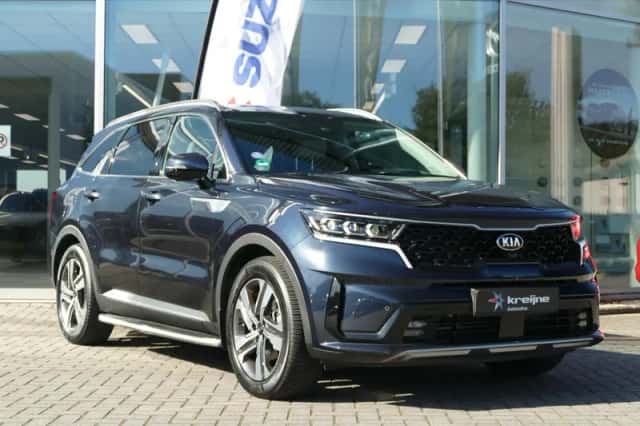 Kia Sorento (2021) thumbnail 2