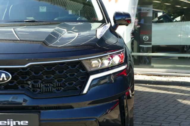 Kia Sorento (2021) thumbnail 3