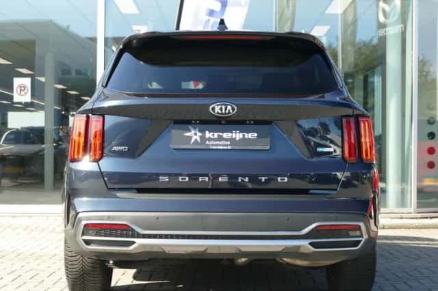 Kia Sorento (2021) thumbnail 5