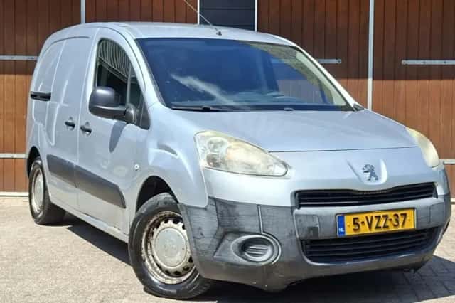 Peugeot Partner (2012) thumbnail 1