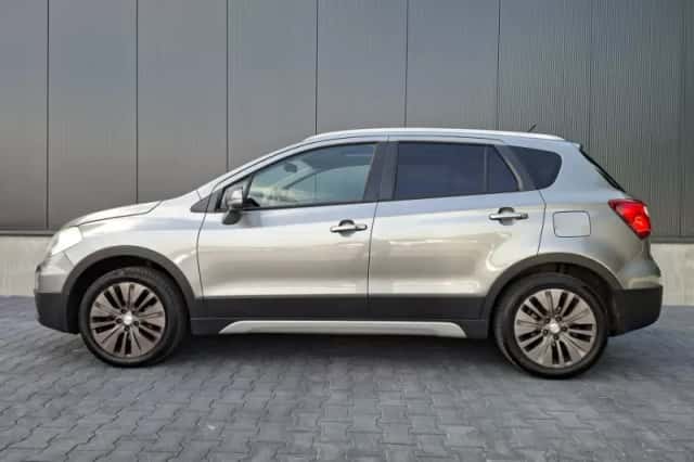 Suzuki S-Cross (2013) thumbnail 2
