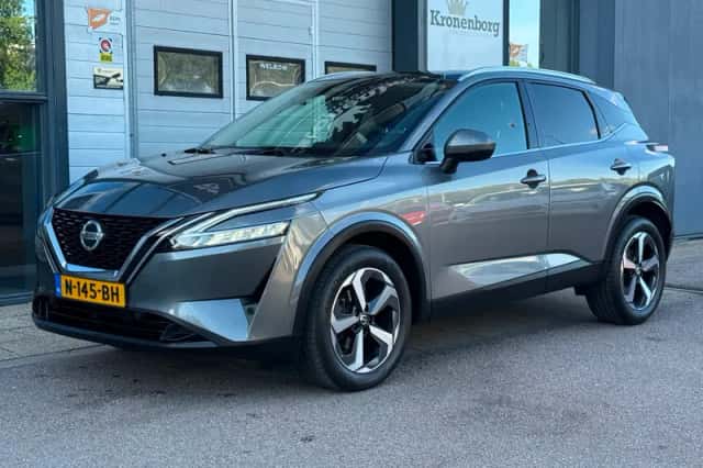 Nissan Qashqai (2021) thumbnail 3
