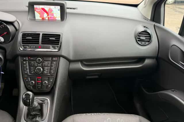 Opel Meriva (2014) thumbnail 6