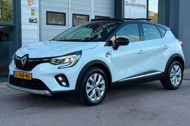 Renault Captur (2020) thumbnail 3