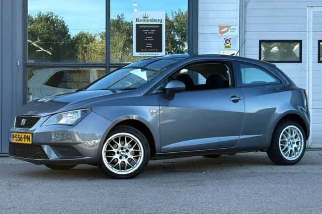 SEAT Ibiza (2014) thumbnail 1