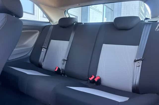 SEAT Ibiza (2014) thumbnail 6