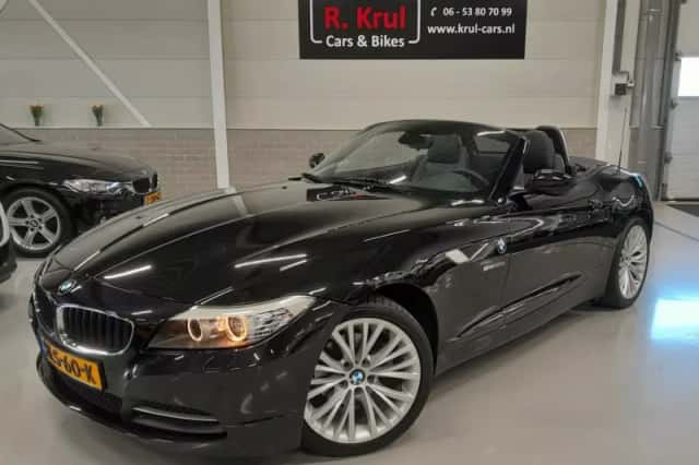 BMW Z4 (2013) thumbnail 1