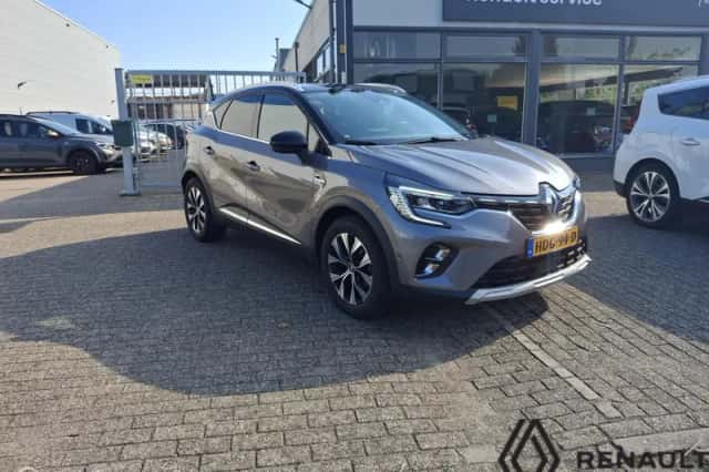 Renault Captur (2024) thumbnail 1