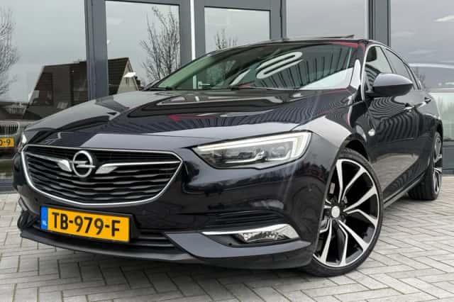 Opel Insignia (2018) thumbnail 2