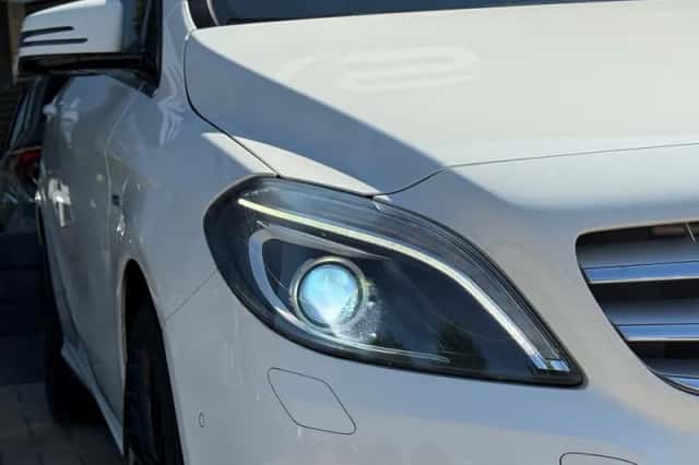 Mercedes-Benz B-Klasse (2012) thumbnail 6