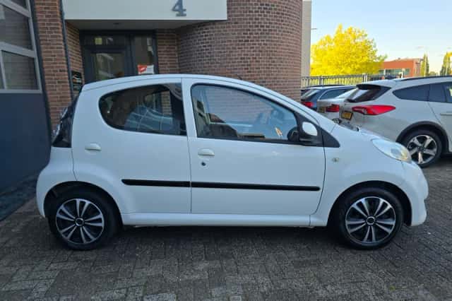 Citroën C1 (2009) thumbnail 3