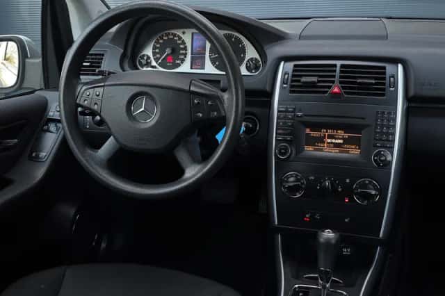 Mercedes-Benz B-Klasse (2009) thumbnail 2