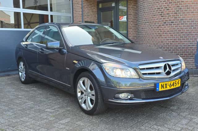 Mercedes-Benz C-Klasse (2008) thumbnail 1