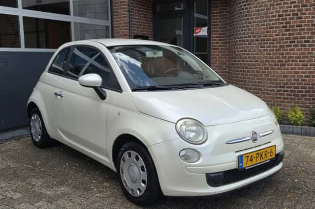 Fiat 500 (2011) thumbnail 4