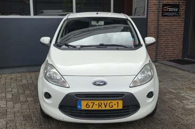 Ford Ka (2011) thumbnail 4