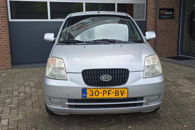Kia Picanto (2004) thumbnail 4