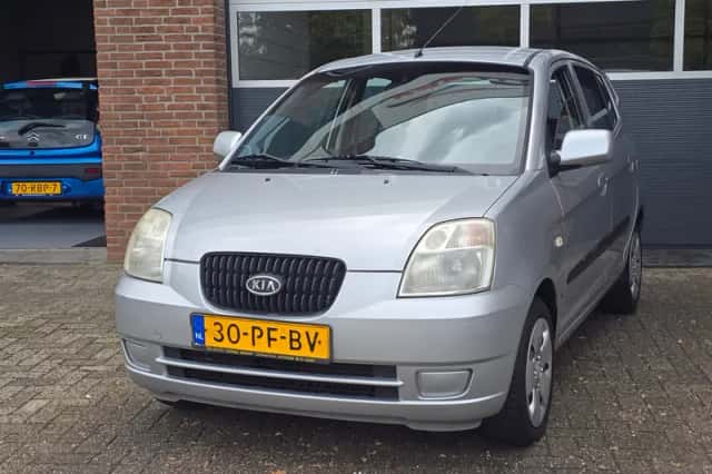 Kia Picanto (2004) thumbnail 5