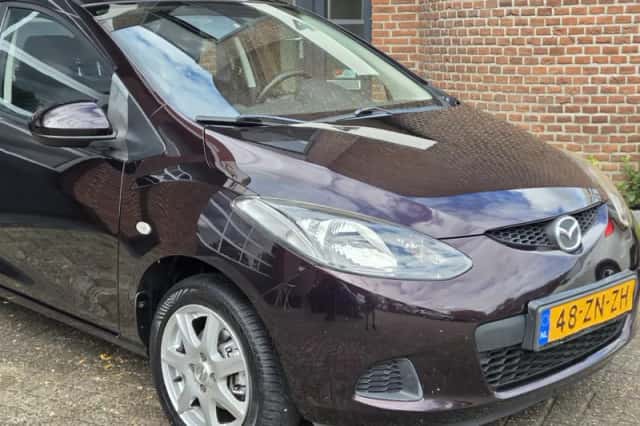 Mazda 2 (2008) thumbnail 4